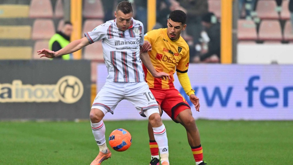Nhận định soi kèo Lecce vs Pisa lúc 02h45 ngày 13/12/2025 nhan-dinh-soi-keo-lecce-vs-pisa-luc-02h45-ngay-13-12-2025-1